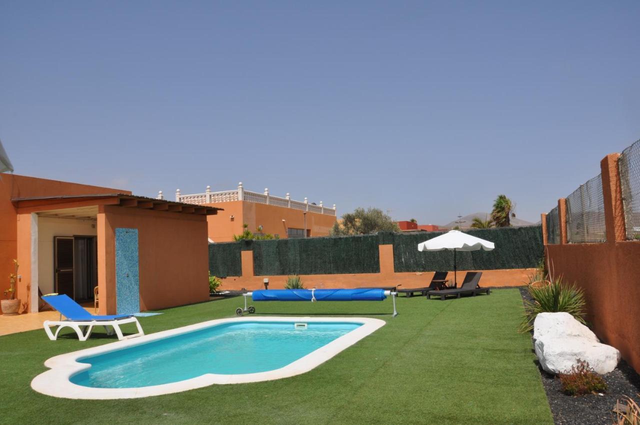 Eco Villa White Suite With Climatized Pool 科斯塔卡莱塔 外观 照片