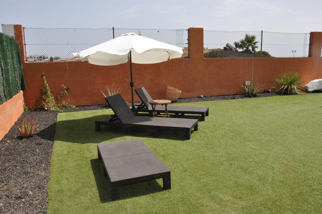 Eco Villa White Suite With Climatized Pool 科斯塔卡莱塔 外观 照片