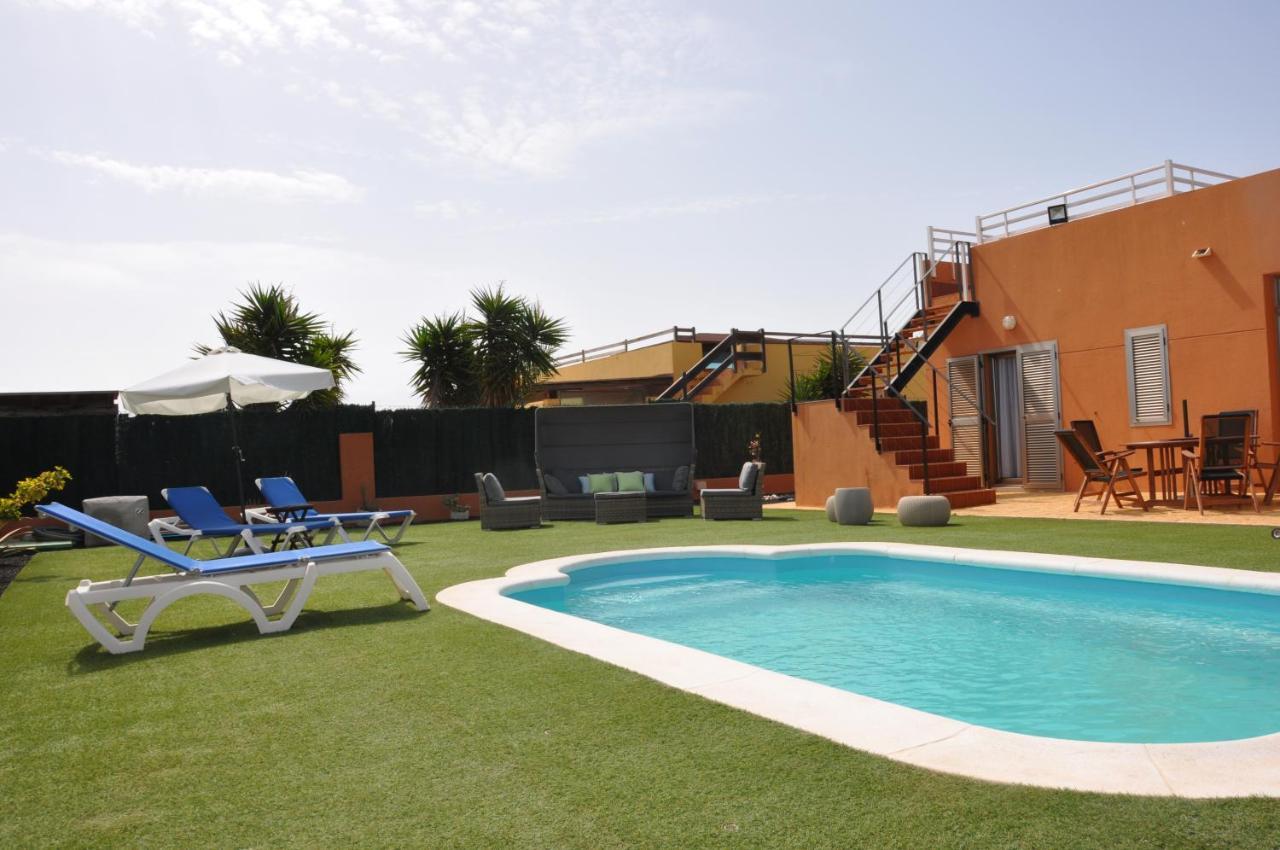 Eco Villa White Suite With Climatized Pool 科斯塔卡莱塔 外观 照片