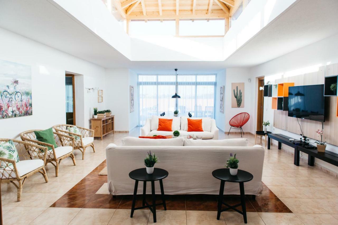 Eco Villa White Suite With Climatized Pool 科斯塔卡莱塔 外观 照片