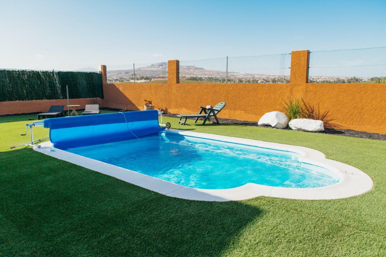 Eco Villa White Suite With Climatized Pool 科斯塔卡莱塔 外观 照片