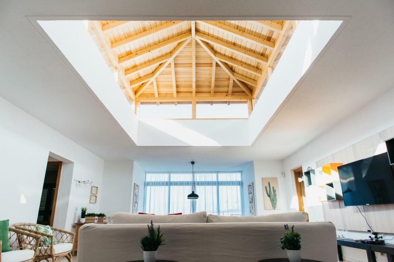 Eco Villa White Suite With Climatized Pool 科斯塔卡莱塔 外观 照片